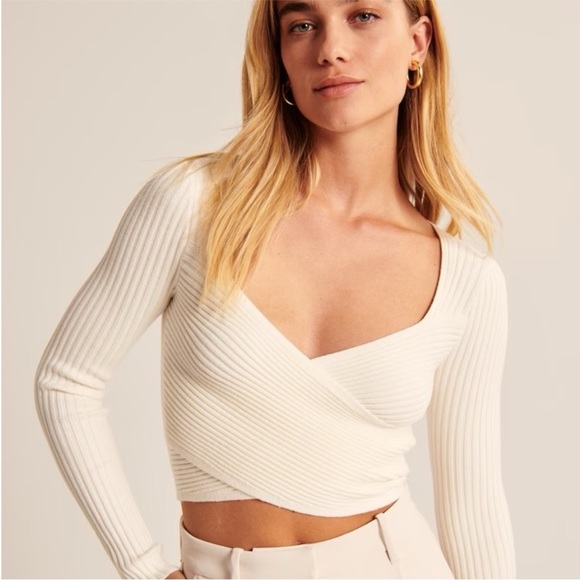 Abercrombie & Fitch LuxeLoft Slim Wrap RIBBED Sweater TAN Brown Size LARGE NWT - Picture 3 of 11